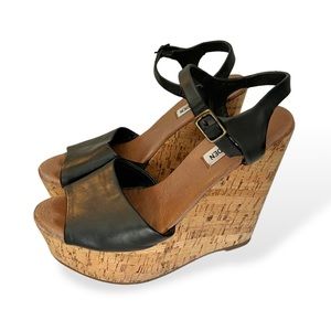 Steve Madden Cork Wedges Heels in Black